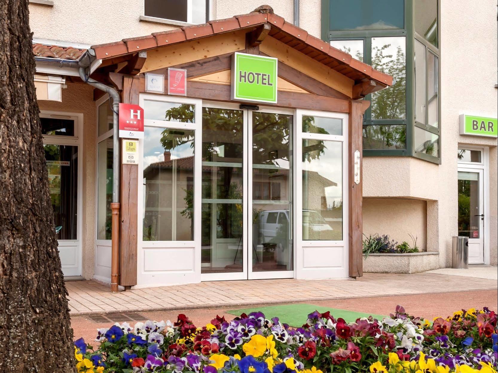 Le Chatard Hotel 3*